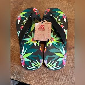 ZeroXposur Women's Tropical Sandals - Black and Green